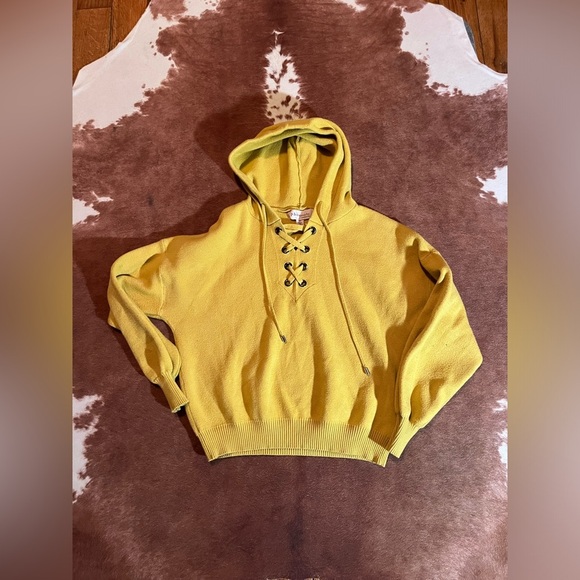 Philosophy hooded sweater 
size small
From Anthropoligie - Picture 1 of 3